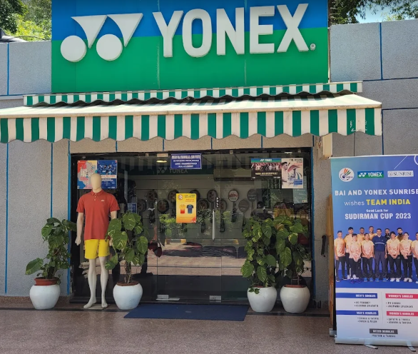 Yonex